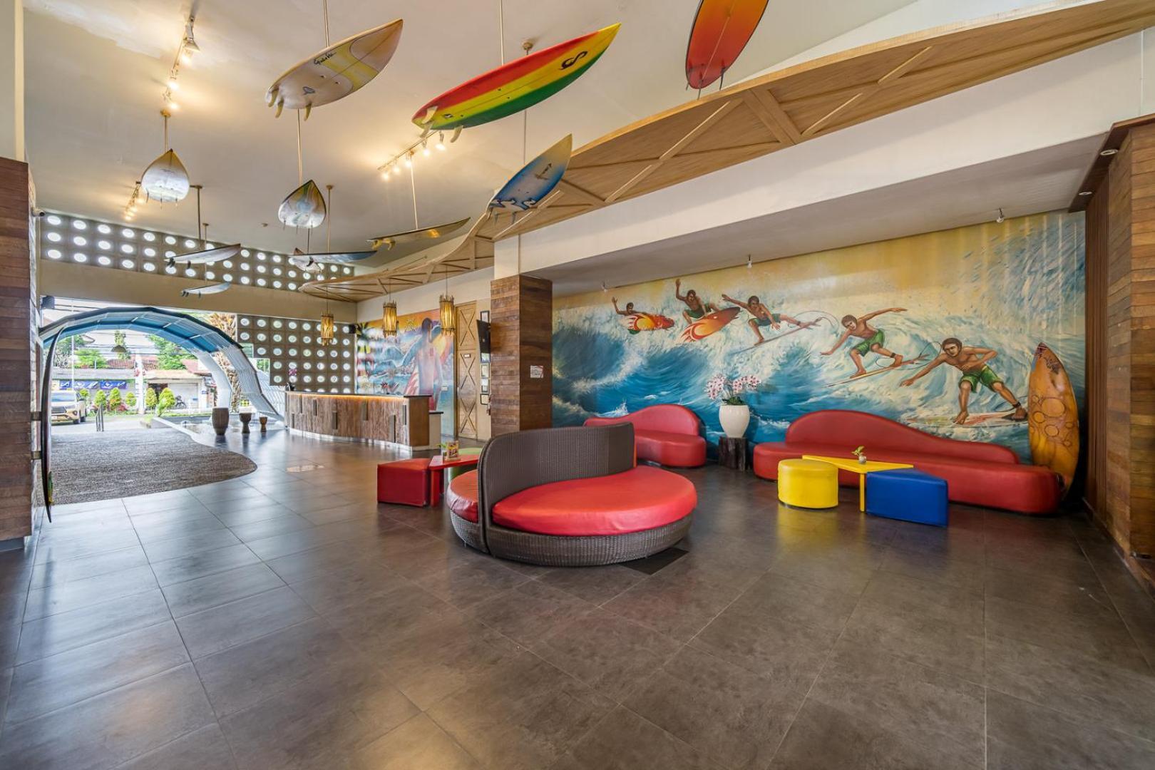 Bliss Surfer Hotel By Tritama Hospitality Legian Exterior foto