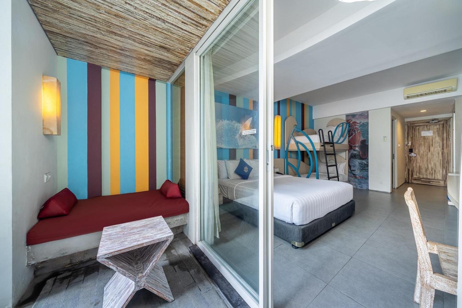 Bliss Surfer Hotel By Tritama Hospitality Legian Exterior foto