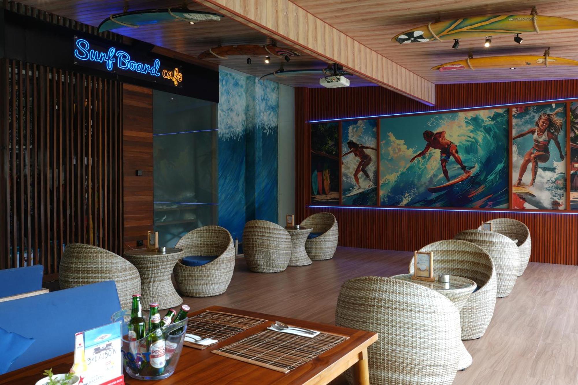 Bliss Surfer Hotel By Tritama Hospitality Legian Exterior foto