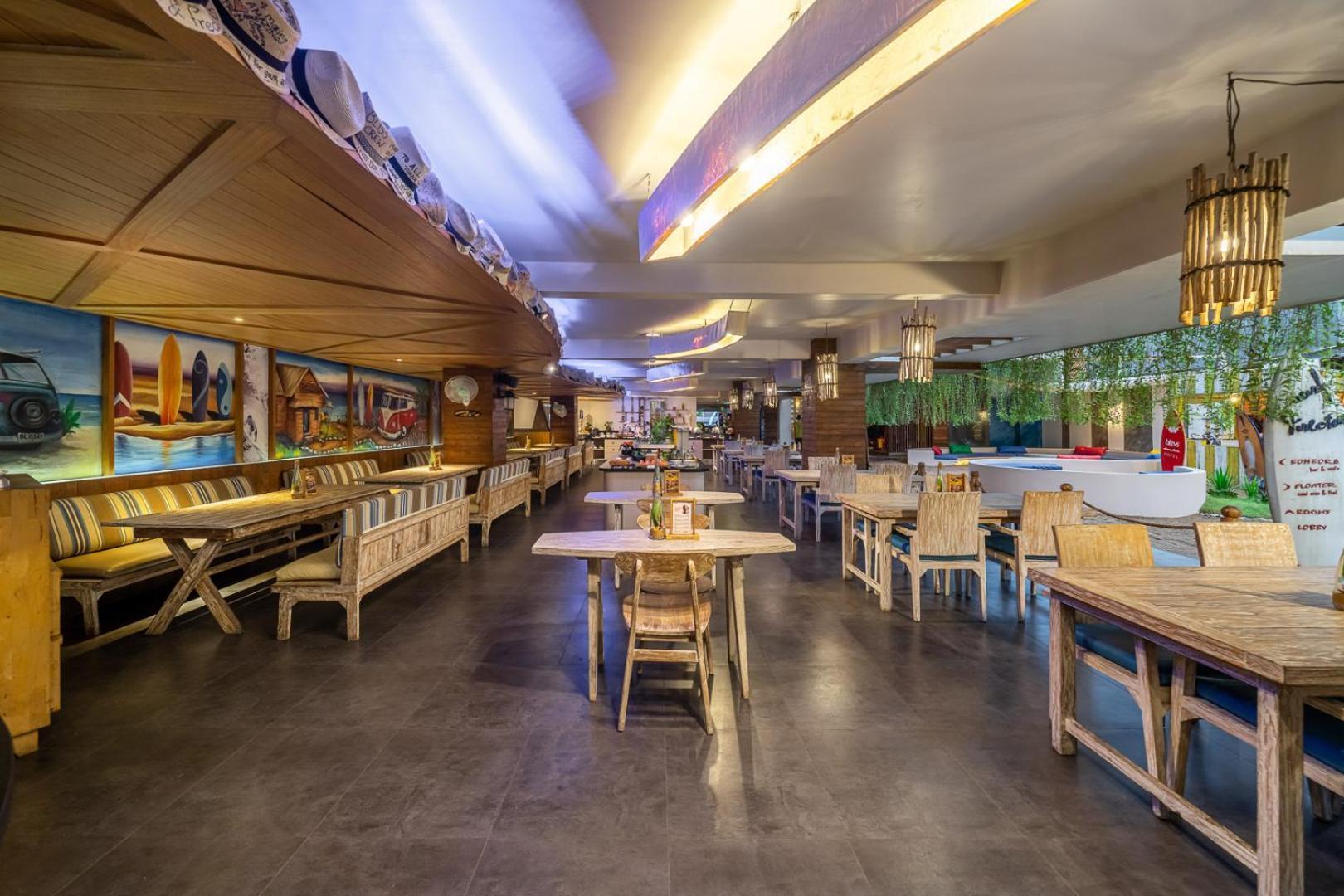 Bliss Surfer Hotel By Tritama Hospitality Legian Exterior foto