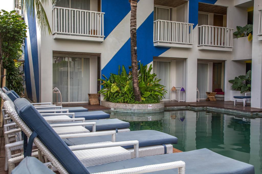 Bliss Surfer Hotel By Tritama Hospitality Legian Exterior foto
